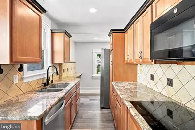 918 7th Ave, Prospect Park, PA 19076 - Photo 6