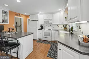 107 Cameron Dr, Wallingford, PA 19086 - Photo 12