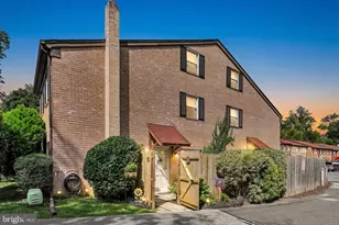 75 Park Vallei Ln, Brookhaven, PA 19015 - Photo 1
