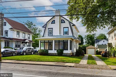 122 E Plumstead Avenue, Lansdowne, PA 19050 - Photo 1