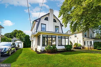 122 E Plumstead Avenue, Lansdowne, PA 19050 - Photo 2