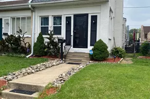 209 N Wycombe Ave, Lansdowne, PA 19050 - Photo 2