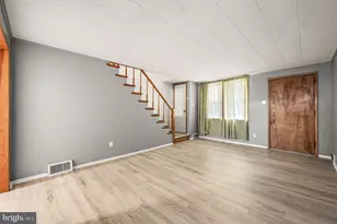 245 W 21st St, Chester, PA 19013 - Photo 14