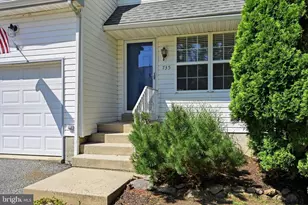 735 Hawthorne Ln, Aston, PA 19014 - Photo 32