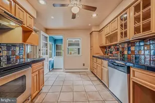 933 West Ave, Springfield, PA 19064 - Photo 12