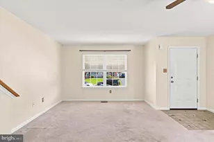 1923 Oak Leaf Ln, Holmes, PA 19043 - Photo 10