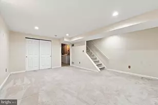 1923 Oak Leaf Ln, Holmes, PA 19043 - Photo 32