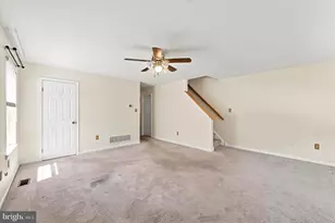 1923 Oak Leaf Ln, Holmes, PA 19043 - Photo 8