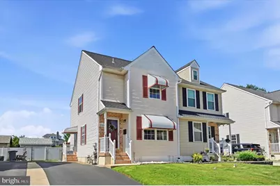 1923 Oak Leaf Lane, Holmes, PA 19043 - Photo 2