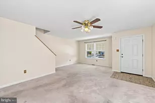 1923 Oak Leaf Ln, Holmes, PA 19043 - Photo 6