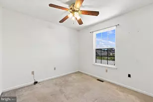1923 Oak Leaf Ln, Holmes, PA 19043 - Photo 28