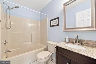 1923 Oak Leaf Ln, Holmes, PA 19043 - Photo 30