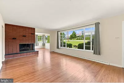 4022 W Chester Pike, Newtown Square, PA 19073 - Photo 2