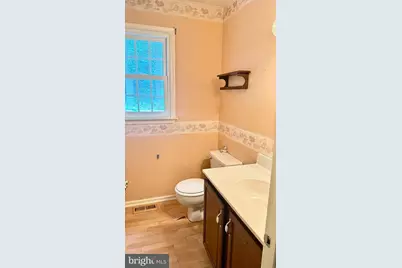 4215 Tara Circle, Upper Chichester, PA 19061 - Photo 8