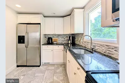 640 Pennsylvania Avenue, Prospect Park, PA 19076 - Photo 16