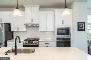 127 Kyle Sq, Media, PA 19063 - Photo 12