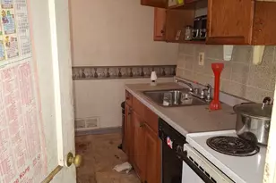 120 E Burton Ln, Sharon Hill, PA 19079 - Photo 4