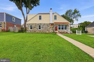 741 Cricket Ln, Aldan, PA 19018 - Photo 2