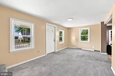 419 Gorsuch Street, Folsom, PA 19033 - Photo 6