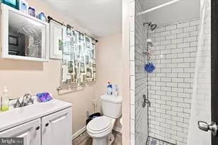 419 Gorsuch St, Folsom, PA 19033 - Photo 16