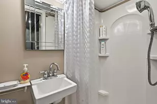 2716 Boudwin Ave, Upper Chichester, PA 19061 - Photo 28