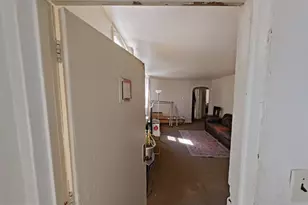 6846 Marshall Rd, Upper Darby, PA 19082 - Photo 2