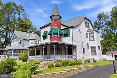 59 W Greenwood Avenue, Lansdowne, PA 19050 - Photo 1
