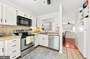 141 Knollwood Ct, Aston, PA 19014 - Photo 8