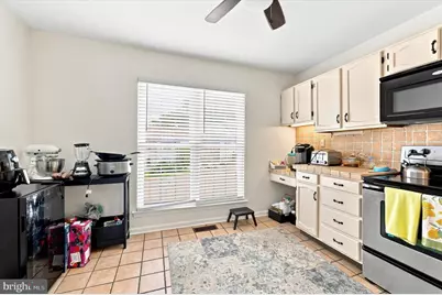 141 Knollwood Court, Aston, PA 19014 - Photo 6