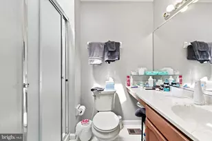 141 Knollwood Ct, Aston, PA 19014 - Photo 16
