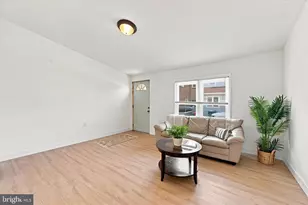 35 Marshall Ave, Marcus Hook, PA 19061 - Photo 4