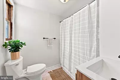 35 Marshall Avenue, Marcus Hook, PA 19061 - Photo 24