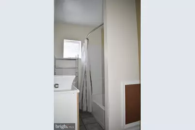 13 W 10th Street #B, Marcus Hook, PA 19061 - Photo 10