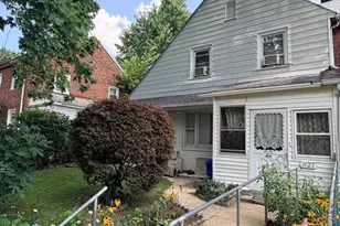 1127 Keystone Rd, Chester, PA 19013 - Photo 1