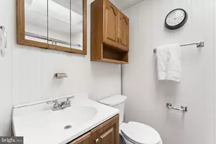 156 Ervin, Marcus Hook, PA 19061 - Photo 14