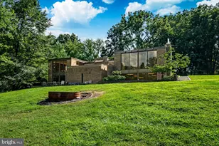 857 Briarwood Rd, Newtown Square, PA 19073 - Photo 1