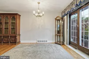 400 Westbridge Rd, Glenolden, PA 19036 - Photo 8