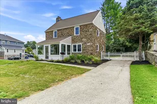 125 S Sproul Rd, Broomall, PA 19008 - Photo 4