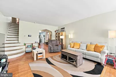 55 E Essex Avenue, Lansdowne, PA 19050 - Photo 2