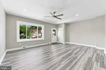 105 Fronefield Avenue, Marcus Hook, PA 19061 - Photo 4