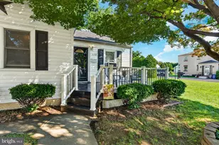 113 Broomall St, Folsom, PA 19033 - Photo 2