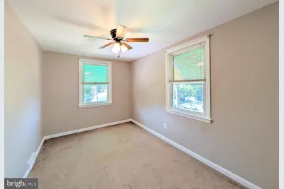 1042 Hopkins Avenue, Glenolden, PA 19036 - Photo 22