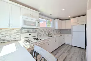 1042 Hopkins Ave, Glenolden, PA 19036 - Photo 10