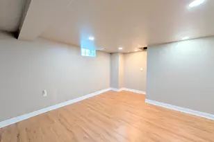 1042 Hopkins Ave, Glenolden, PA 19036 - Photo 14