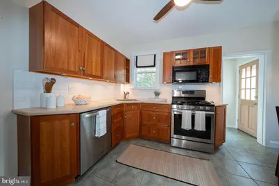 17 E Turnbull Avenue, Havertown, PA 19083 - Photo 12