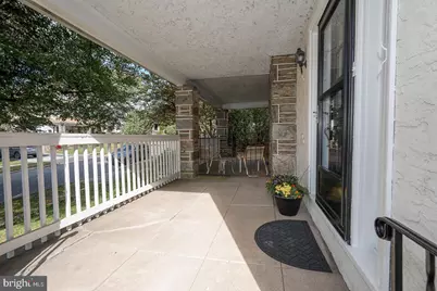 17 E Turnbull Avenue, Havertown, PA 19083 - Photo 4
