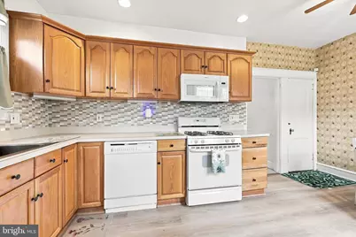 167 W Albemarle Avenue, Lansdowne, PA 19050 - Photo 12