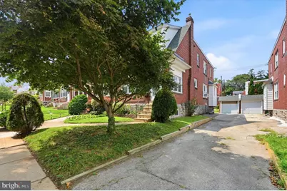167 W Albemarle Avenue, Lansdowne, PA 19050 - Photo 2