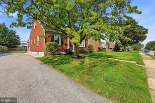 408 Lindsay St, Ridley Park, PA 19078 - Photo 2