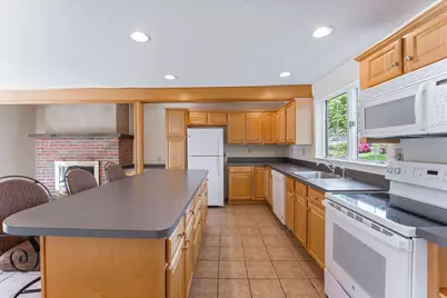 310 Cedar Lane, Wallingford, PA 19086 - Photo 8